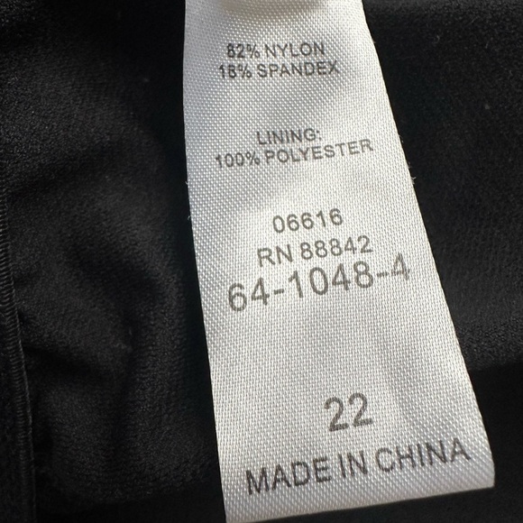 Swimsuits for All size 22 blouson style tankini top blue/pink geometric print - Picture 10 of 11